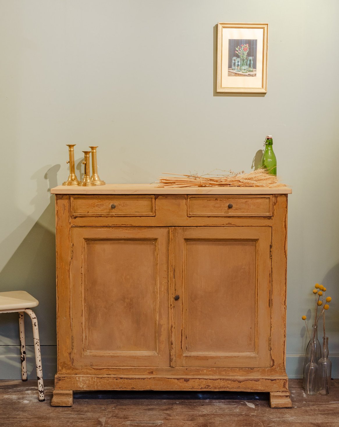 Our vintage furniture and second-hand furniture