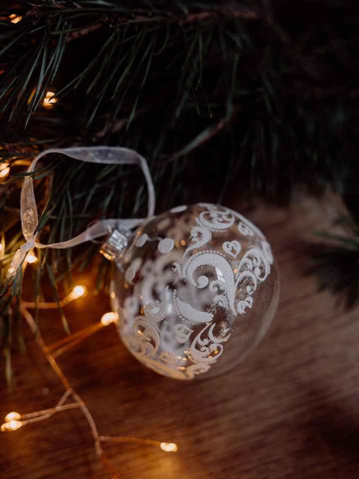 Audrey, la boule de Noël - Debongout