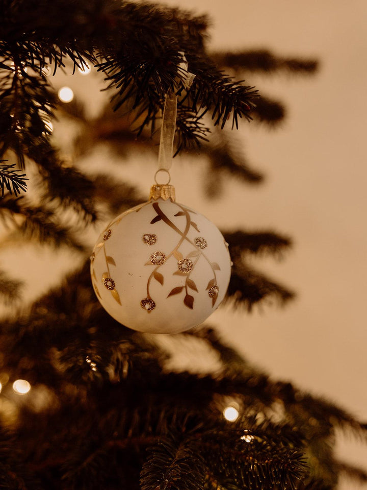 Aurore, la boule de Noël - Debongout