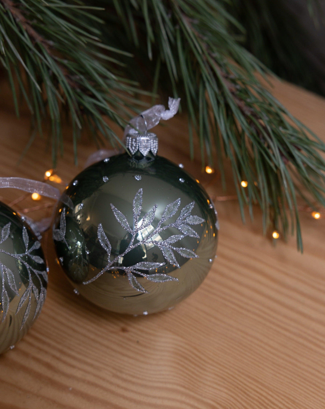 Lou, la boule de Noël - Debongout